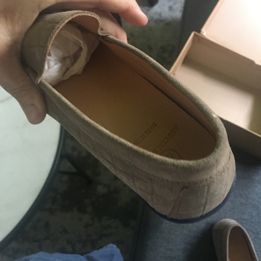 Meet your Posher, Lawrence